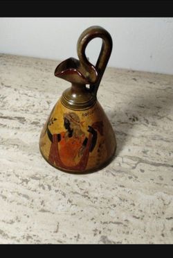 HAND PAINTED -: MUSEUM REPLICA VASE 5.2"×3.5" - P100