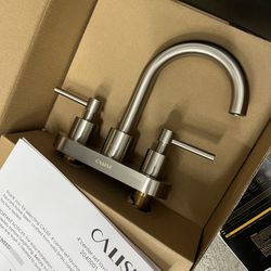 Brand New Brushed Nickel \ Silver Faucets Kitchen Or Bathroom