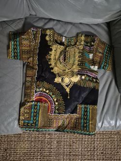 Small child's dashiki - new
