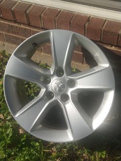 18 inch Rim OEM 1 Chárter / Chrysler 300