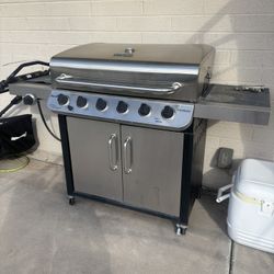 Char-Broil 5 Burner Gas Grill
