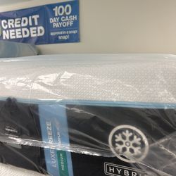 Tempurpedic Luxe Breeze Medium Hybrid