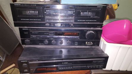Onkyo 3 tier radio/ cassette/cd 5 disk changer