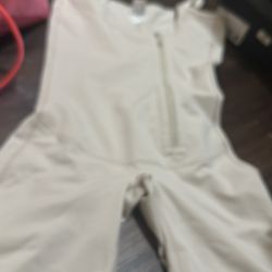 Faja completa grueza resistente usada una vez