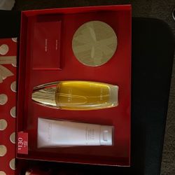 Beautiful Estee Lauder