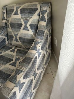 Chair From Rooms To Go