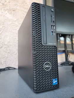 Dell Computer: 2TB drive, Type C port. Core i7, Windows11 V-25H2, MS-office, HDMI.