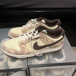 Nike Low Dunks PRM