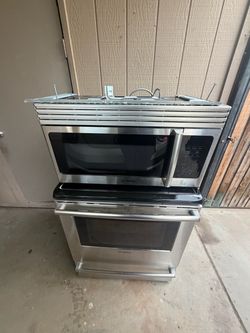 Bosch Stainless Steel Microwave and Wall Oven
