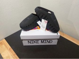 Nike mind size 8  100