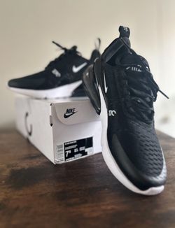Women’s Nike Air Max 270