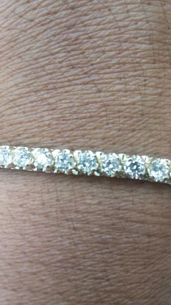 14k Gold tennis bracelets 6 ct vs Diamonds 15.7 grams