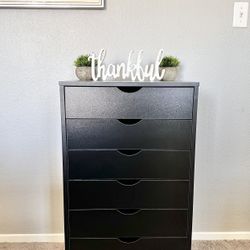7 Drawer Storage Organizing Chest ( Black)
