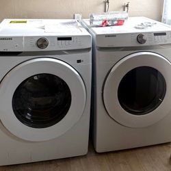 NEW Electric Washer / Dryer Combo