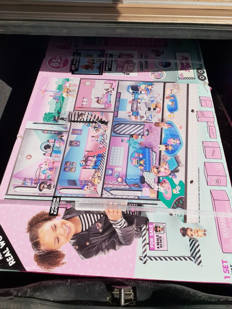 Brand new LOL doll house