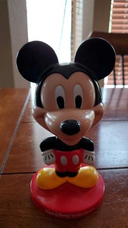 Boble head Mickey mouse