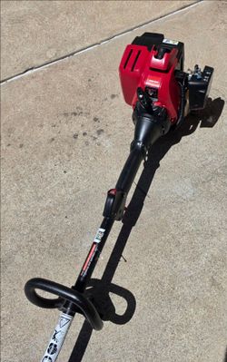 Troy-Bilt Weedeater