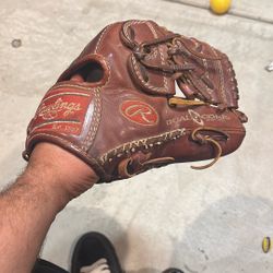 Rawlings Glove 