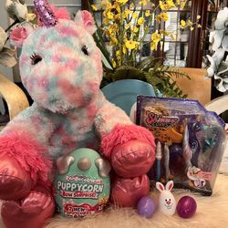 Unicorn Easter basket!!! 