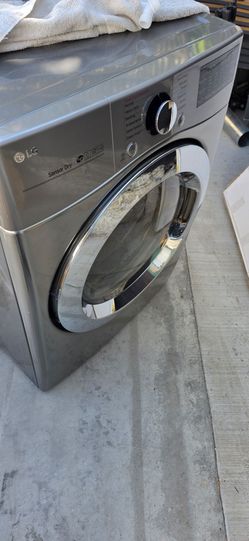 LG Gas Dryer, clean, works good, 7.4 cu. ft.