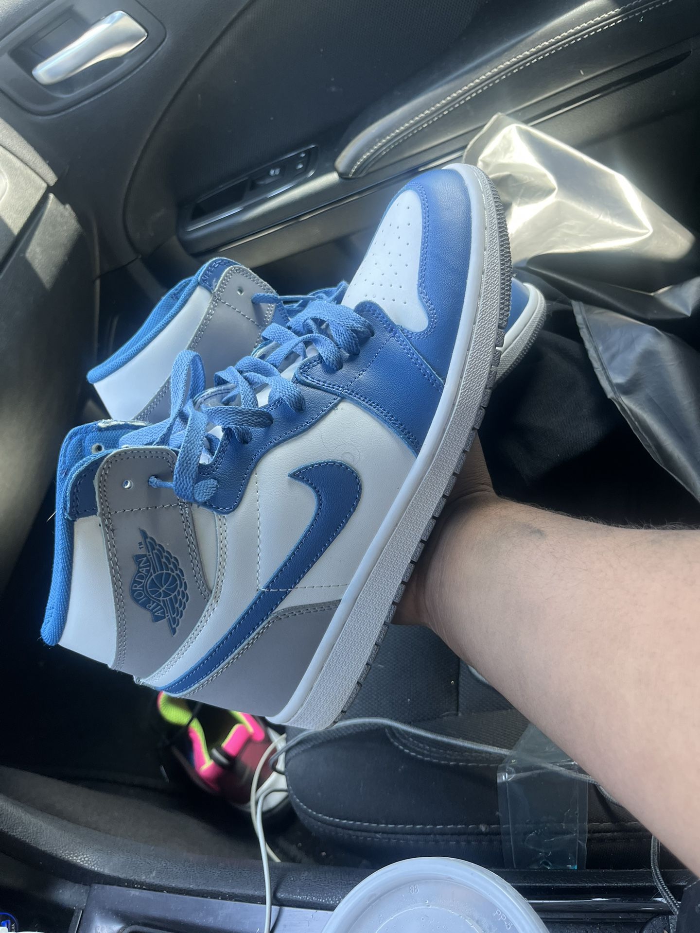 Jordan 1 True Blue