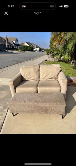 Love Seat And Bench With Storage
