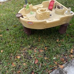 Little Tikes Pirate Water Table 