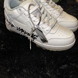 Off White