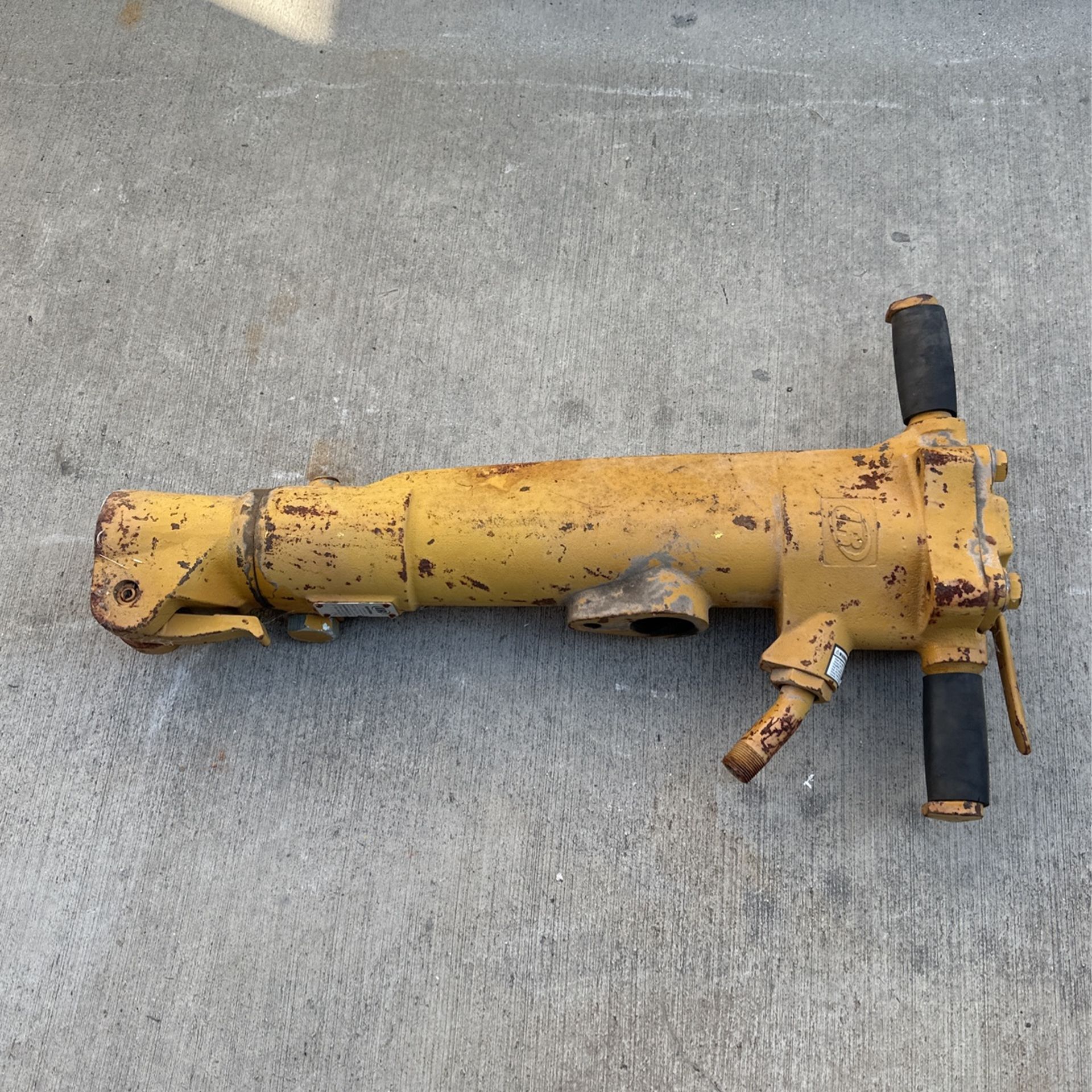 100 Lb. Jack Hammer 