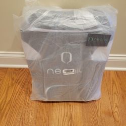 Neonic Pickleball Backpack- New