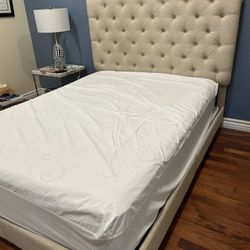 Cream Tuft Full Size Bed Frame With Bed