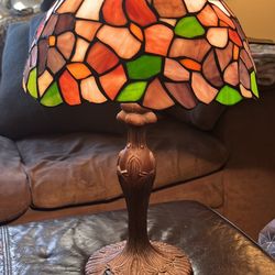 Vintage stained Glass Lamp