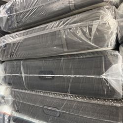 Queen Size Name Brand Mattresses