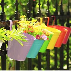 🪴🪴🪴 $25- ( firm price door pick up ) -10 Different small Colored Flower Pots made of Durable Metal Iron and ideal for any Gardener.  Size--Caliber: