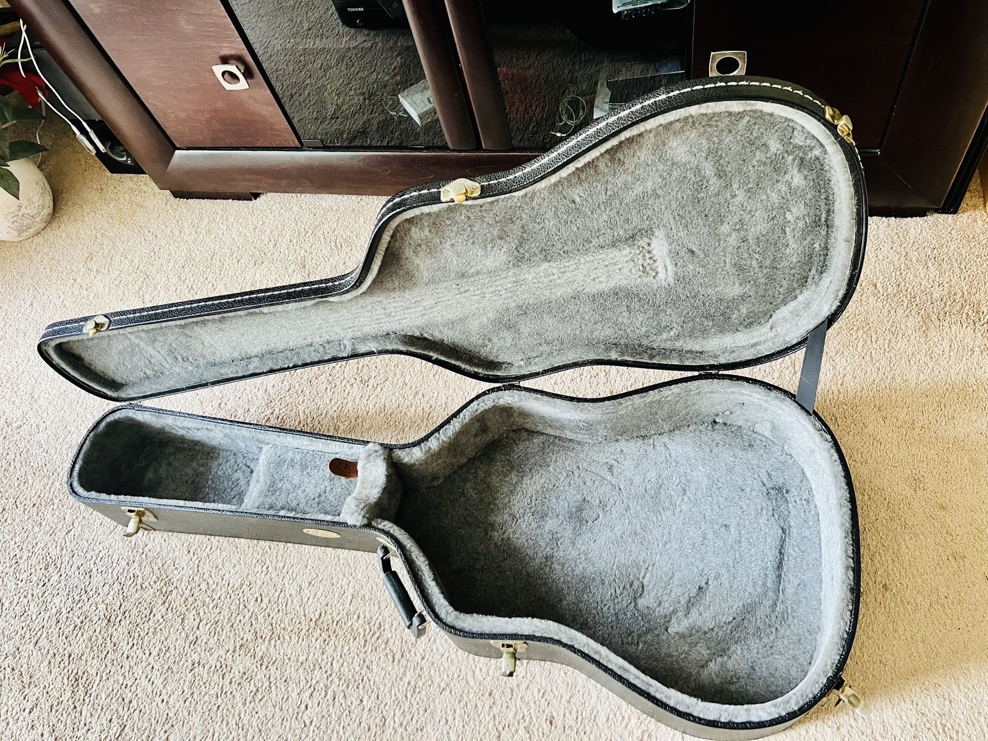 TKL World Class Acoustic Guitar Case