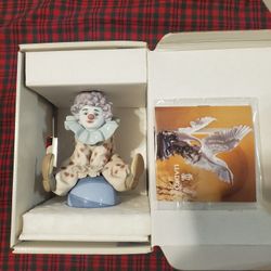 Lladro Clown Retired Balancing On Ball w/ Original Box