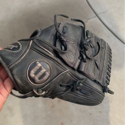 Pitching Glove