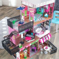 Barbie House! Kid Kraft "Brooklyn's Loft"