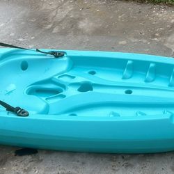 Lifetime Daylite 8 ft Kayak – Sit-On-Top Great Condition • Stable • Ready for Water (No Paddle) 