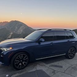2020 BMW X7