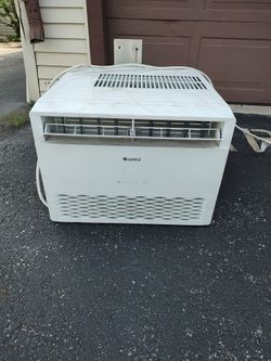 Air Conditioning Unit 12000 BTU 150 110 Volt