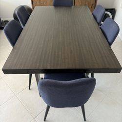 Dining table With 6 Chairs 