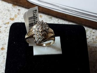 Yellow Gold 10k (.417) 3.8 grams Size 8