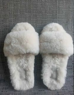Ugg Fluff Slide Slippers Natural Cream Like New Shoes Size 5 Slip On Women's