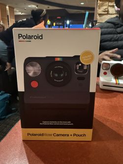 polaroid camera 