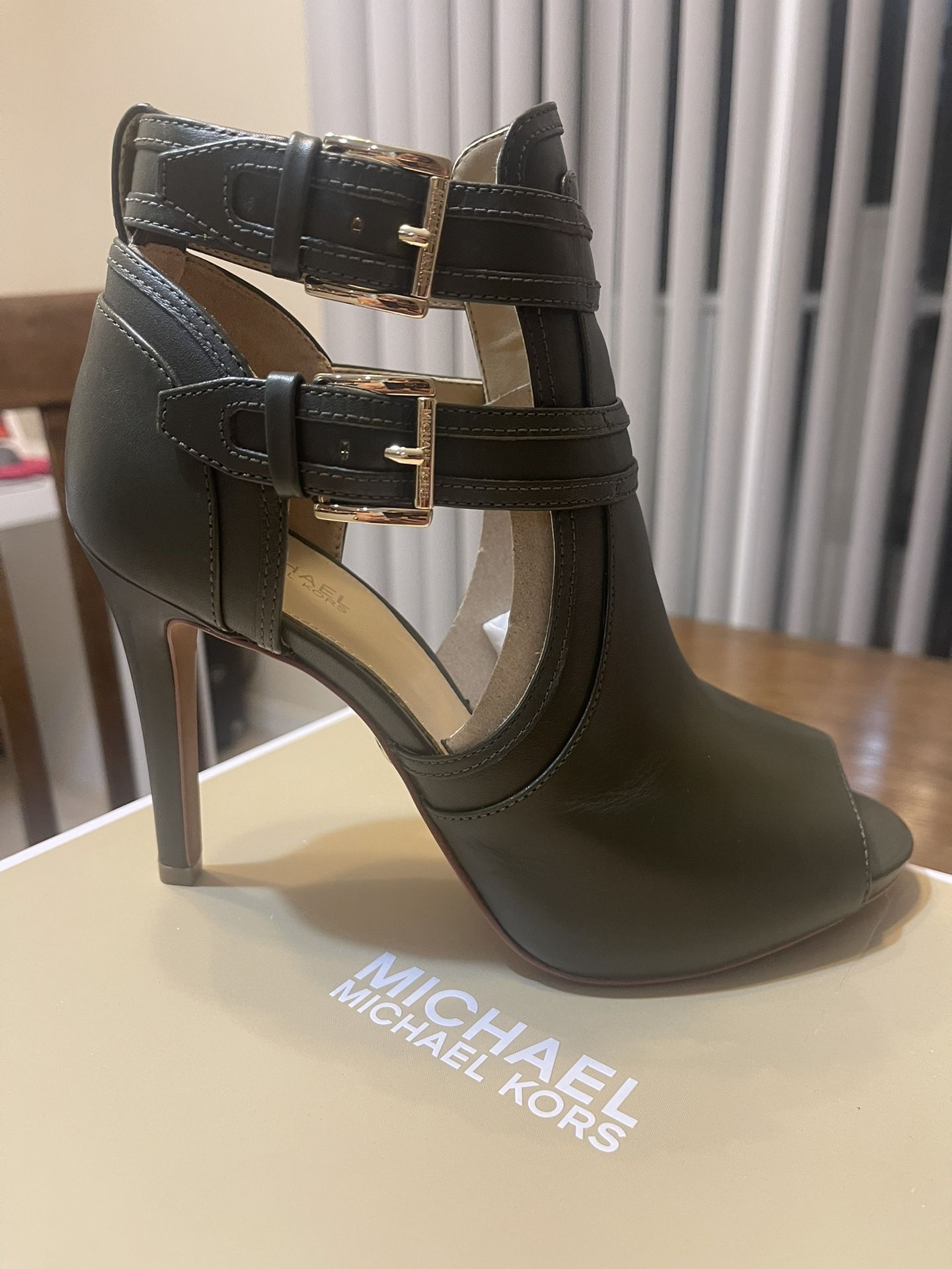 Michael Kors High Heels