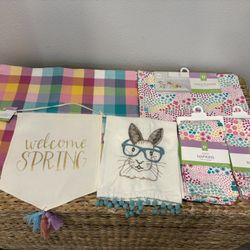 Country Farmhouse Spring Easter Table linens Set - Home Decor - Simi Valley