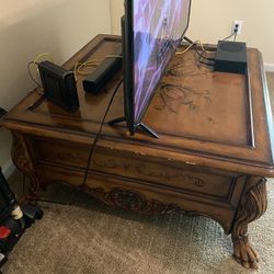 Large coffee table(price Is Negotiable.)