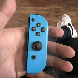 Switch Controller ( Right One )