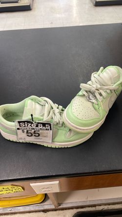 Nike Dunk Low Green White Sneakers Size 8.5